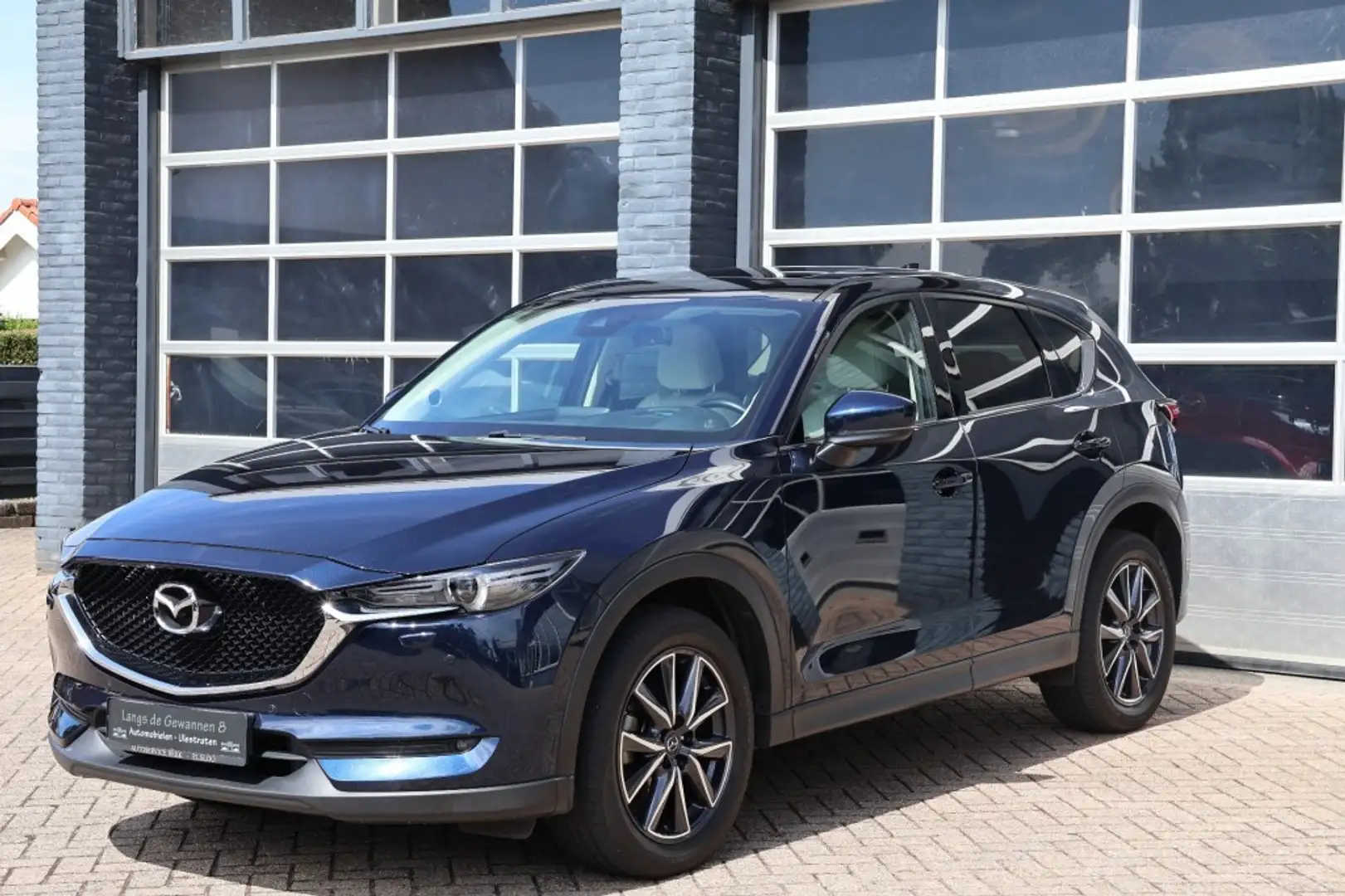 Mazda CX-5 2.0 Skyactiv-G Automaat 4WD luxury met 55132 kilom Blue - 1