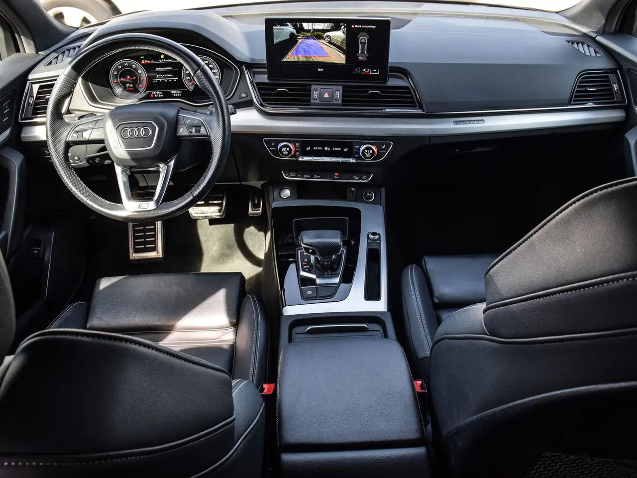 Audi Q5 photo Audi Q5