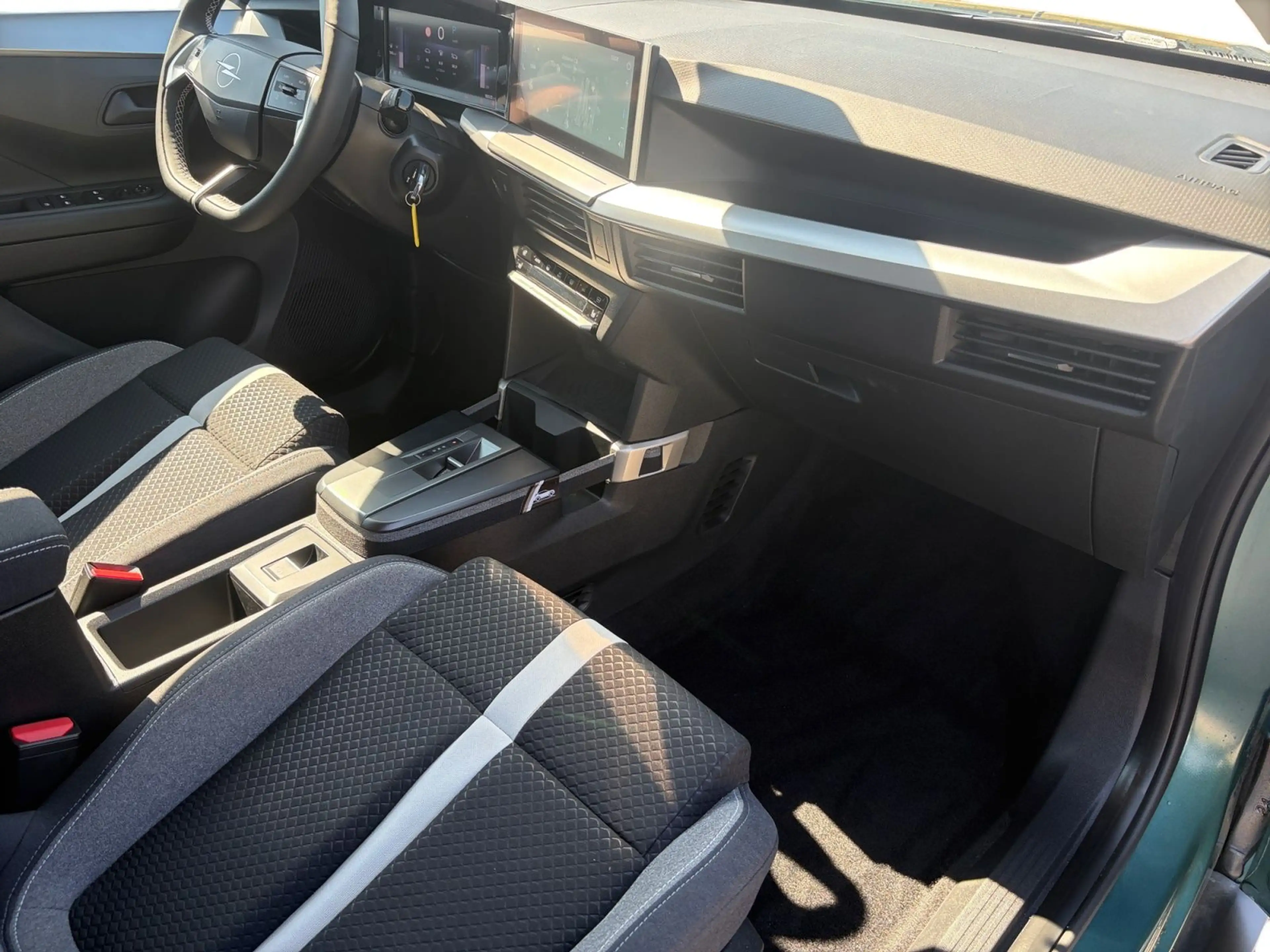 Opel Frontera Frontera Mild-Hybrid Edition, AHK, RFK — photo 16