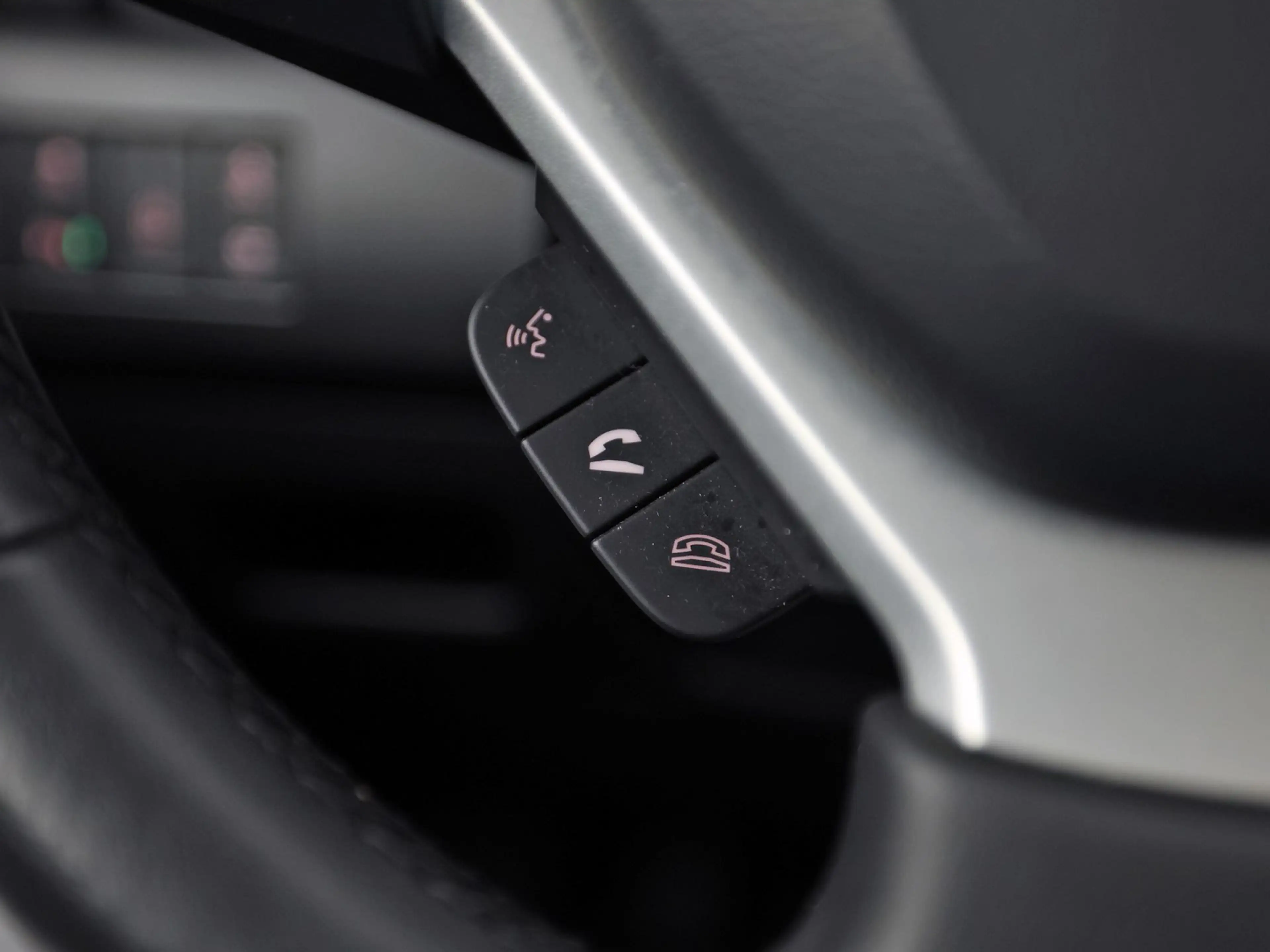 Suzuki Vitara 1.6 High Executive (PANORAMADAK, APPLE CARPLAY, NA — photo 26