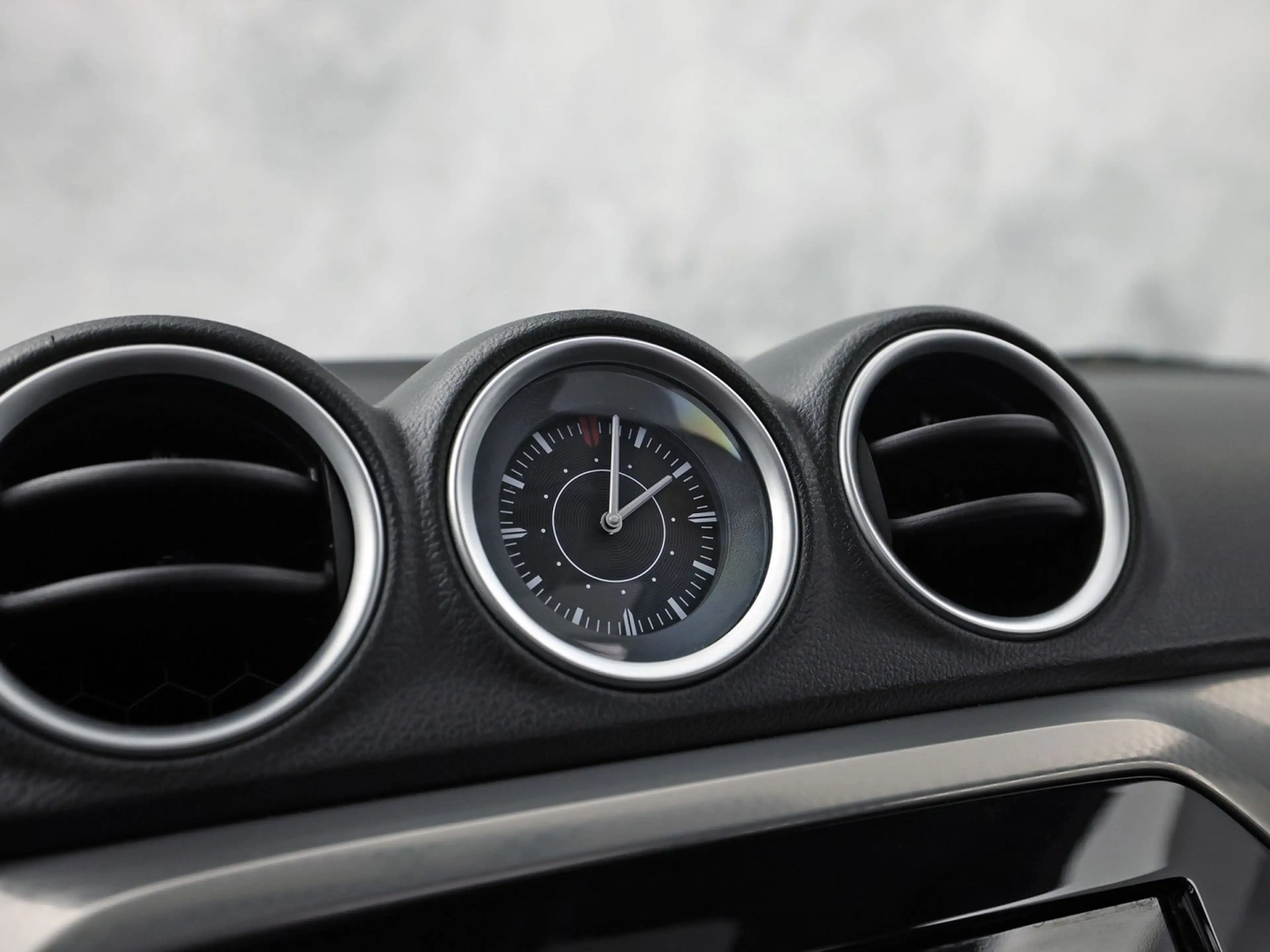 Suzuki Vitara 1.6 High Executive (PANORAMADAK, APPLE CARPLAY, NA — photo 31