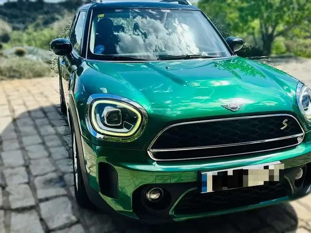 MINI Cooper S ALL4 E