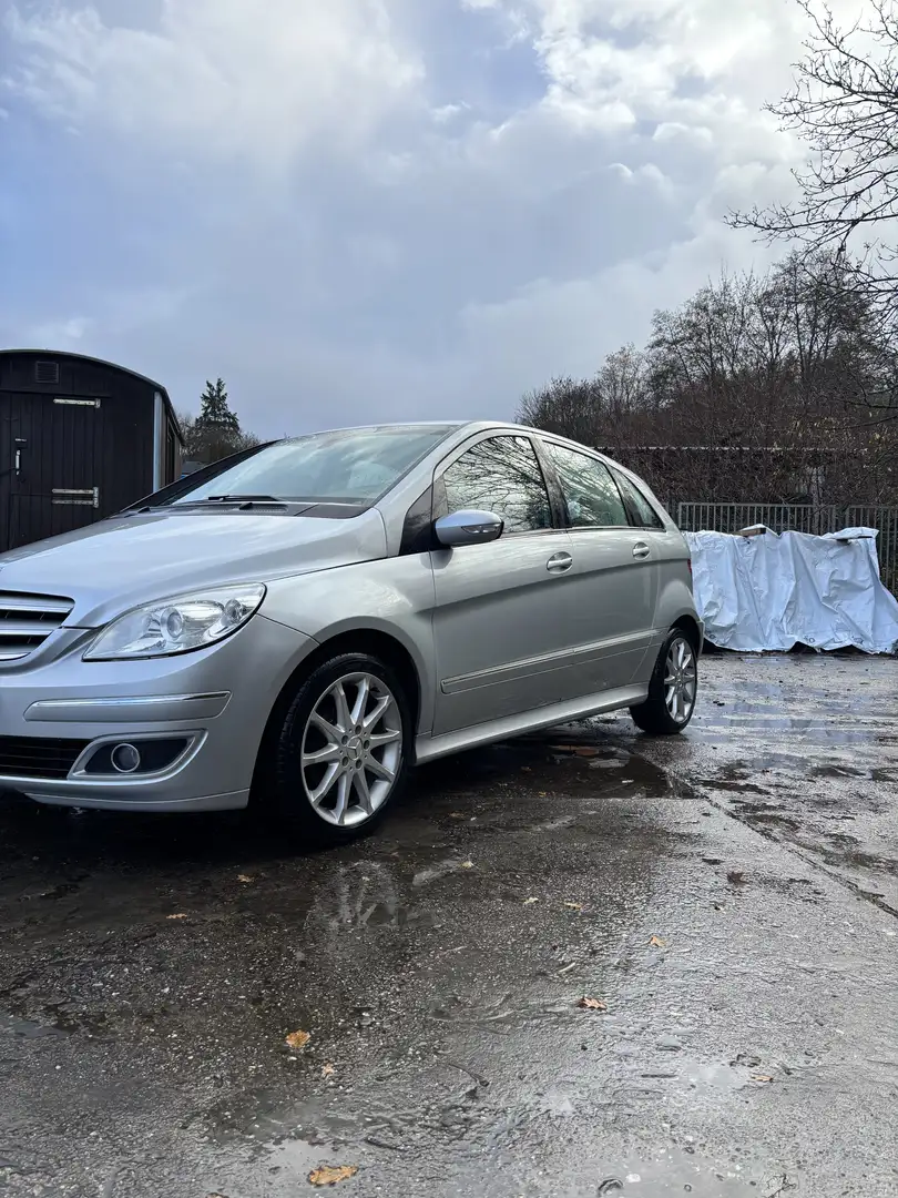 Mercedes-Benz B 200 Autotronic Silber - 2