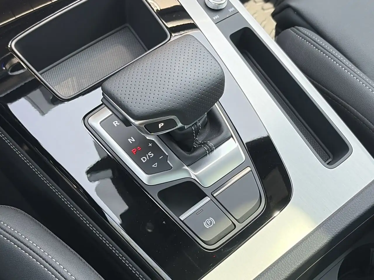 Audi Q5 снимка Audi Q5