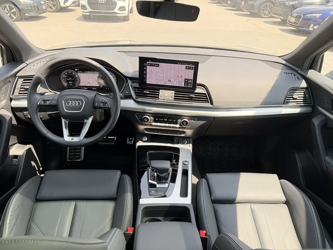 Audi Q5 снимка Audi Q5