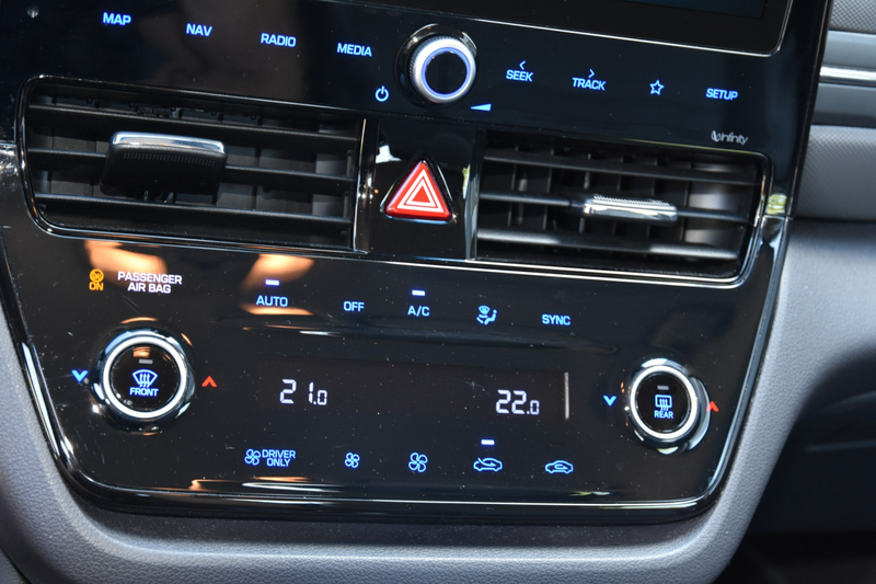 Hyundai IONIQ 1.6 GDi Premium - Plus | HYBRIDE — photo 18