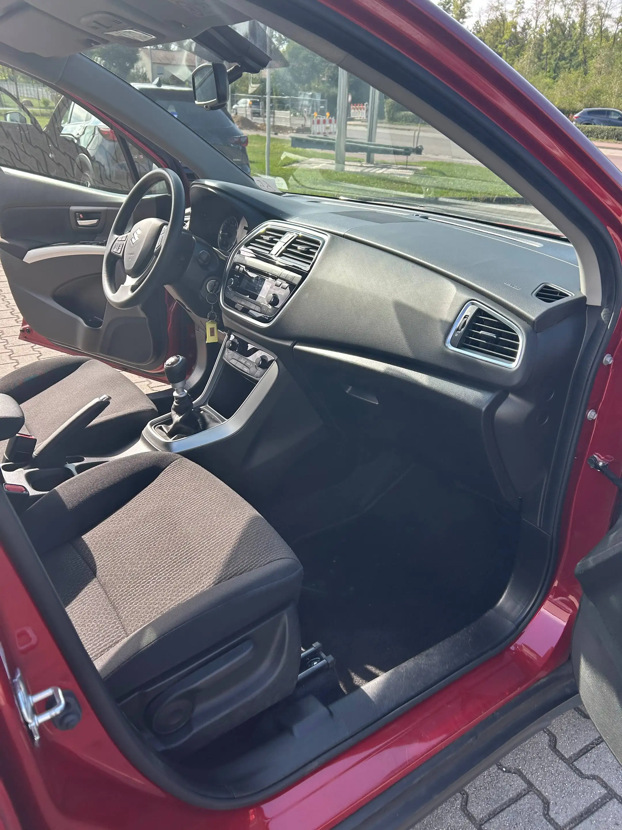 Suzuki SX4 S-Cross Club — photo 11