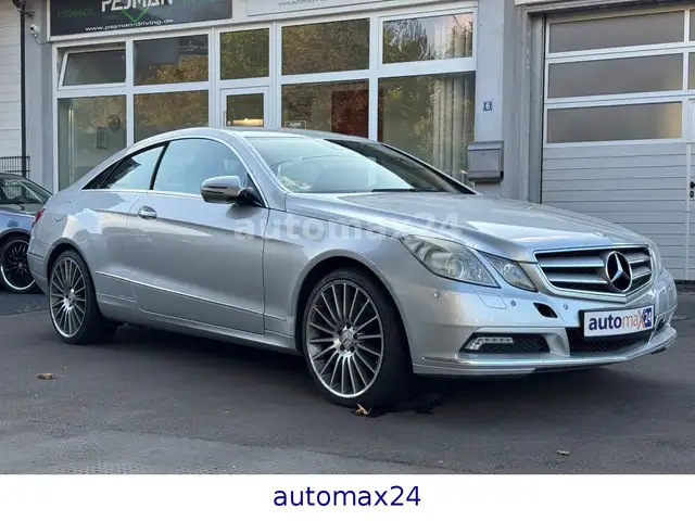 Mercedes-Benz E 350 E -Klasse Coupe E 350 CGI BlueEfficiency