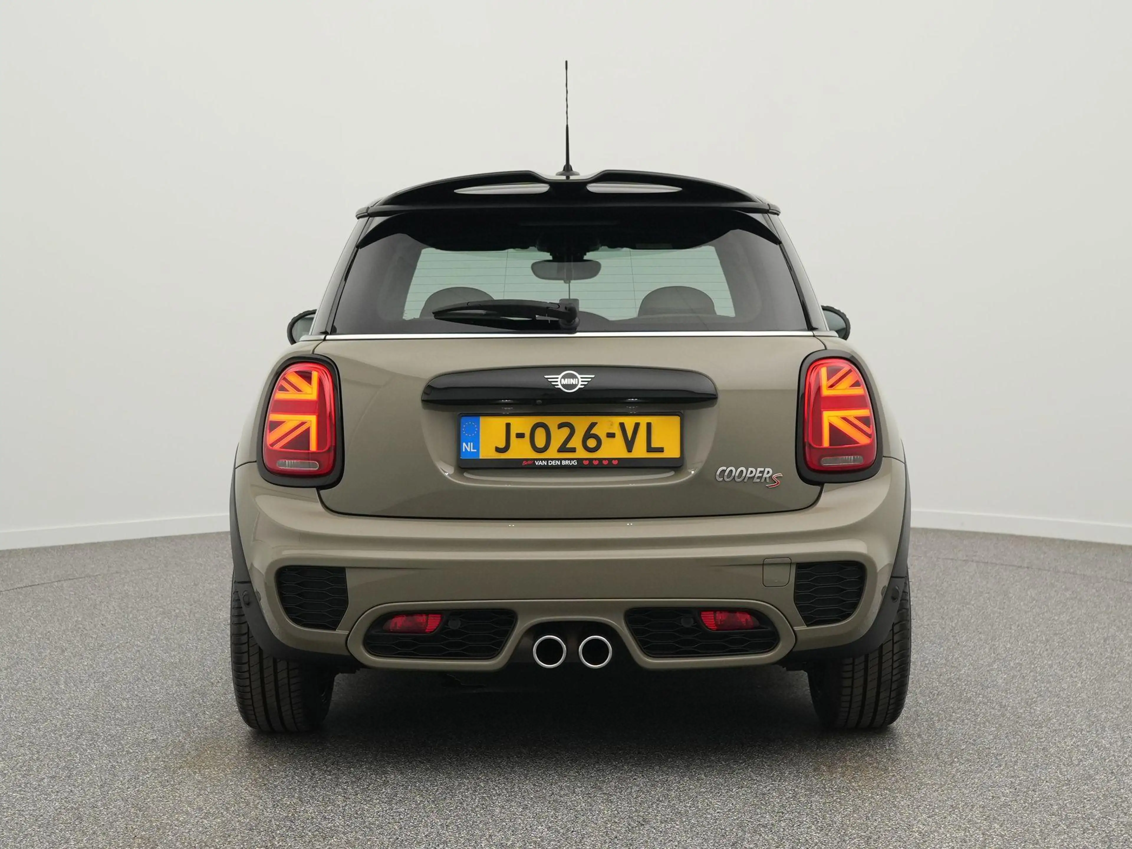 MINI Cooper S 3-Deurs 2.0 Knightsbridge Edition 192 PK Automaat — photo 6