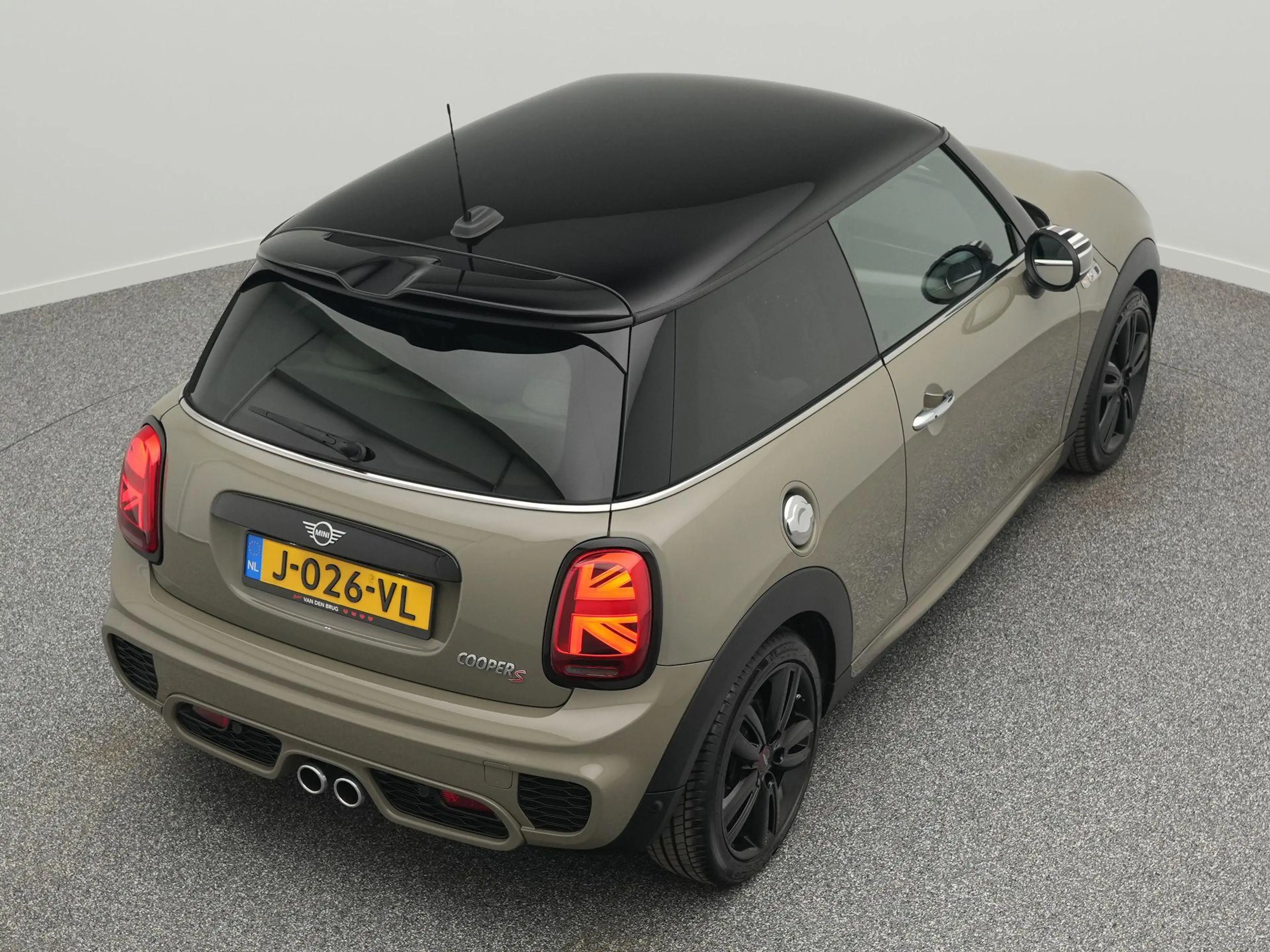 MINI Cooper S 3-Deurs 2.0 Knightsbridge Edition 192 PK Automaat — photo 14