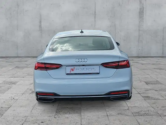 Audi A5 view 5