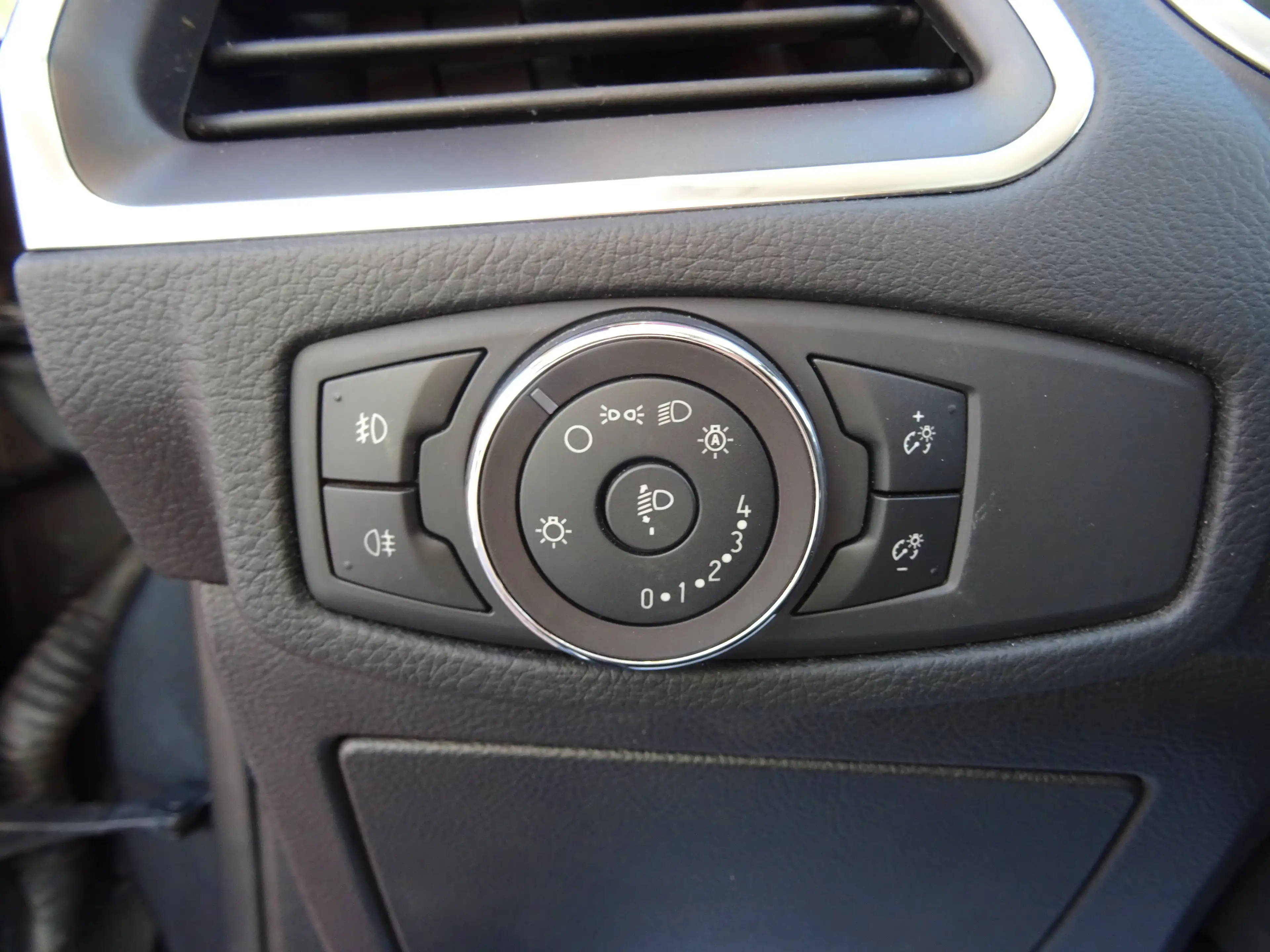 Ford Galaxy Galaxy Titanium aus 1. Hand — photo 9