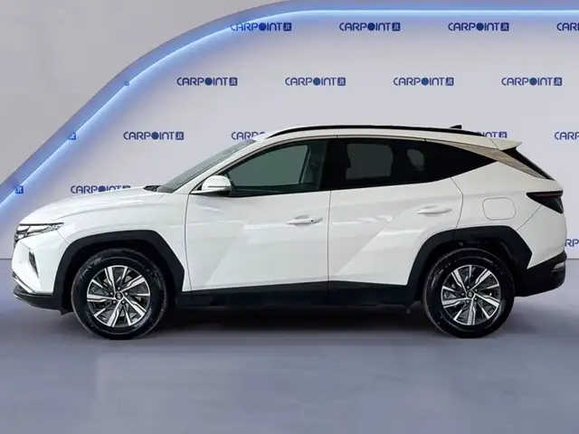 Hyundai Tucson view 3