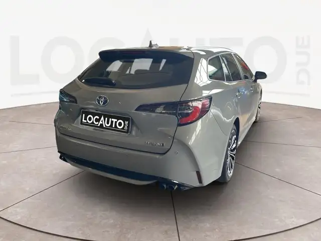 Toyota Corolla view 4
