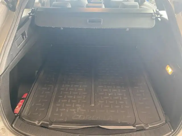 Toyota Corolla view 9
