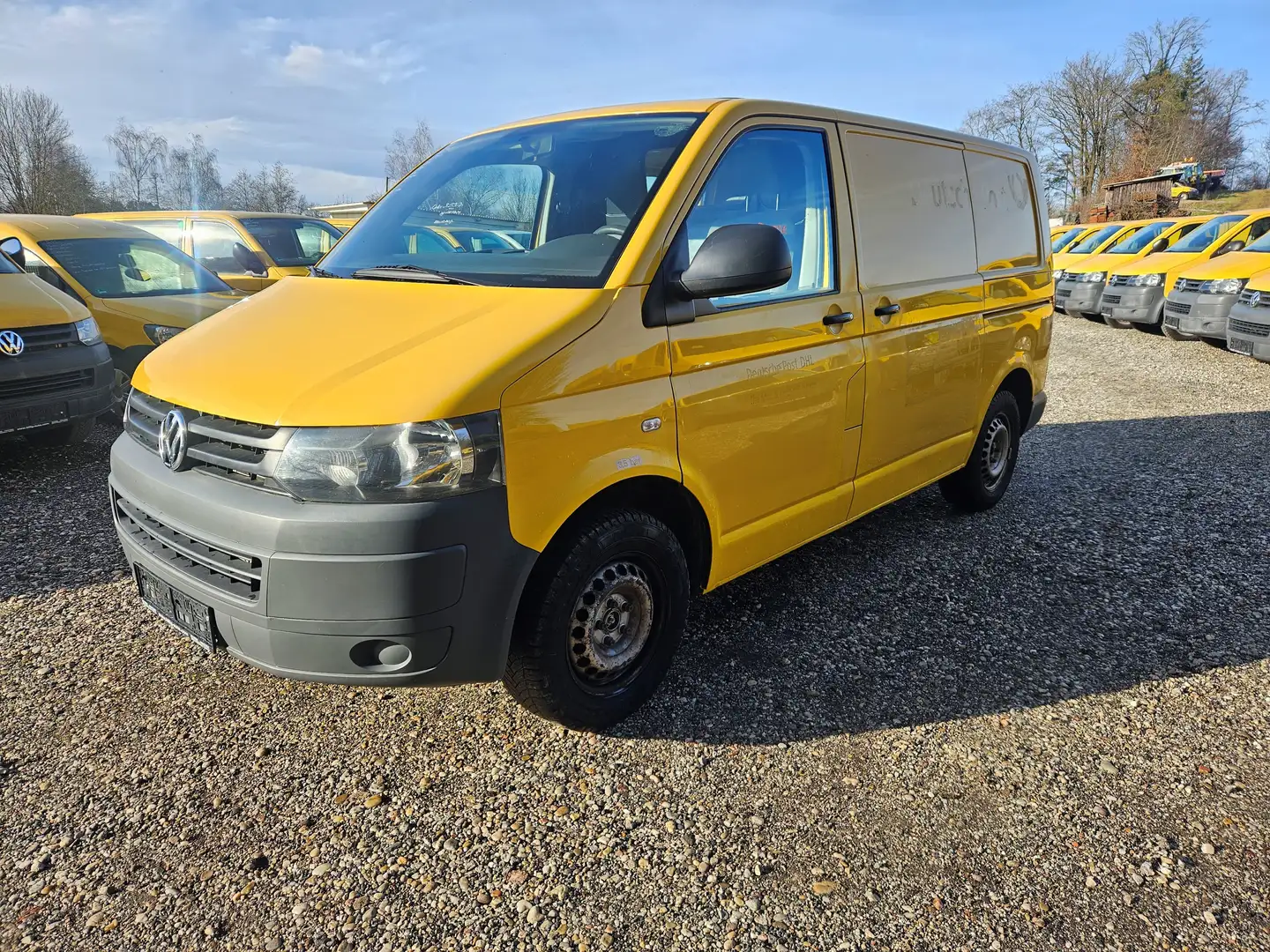 Volkswagen T5 Transporter 2.0TDI EU5*2xSchiebetüre*1.Hand* Gelb - 1