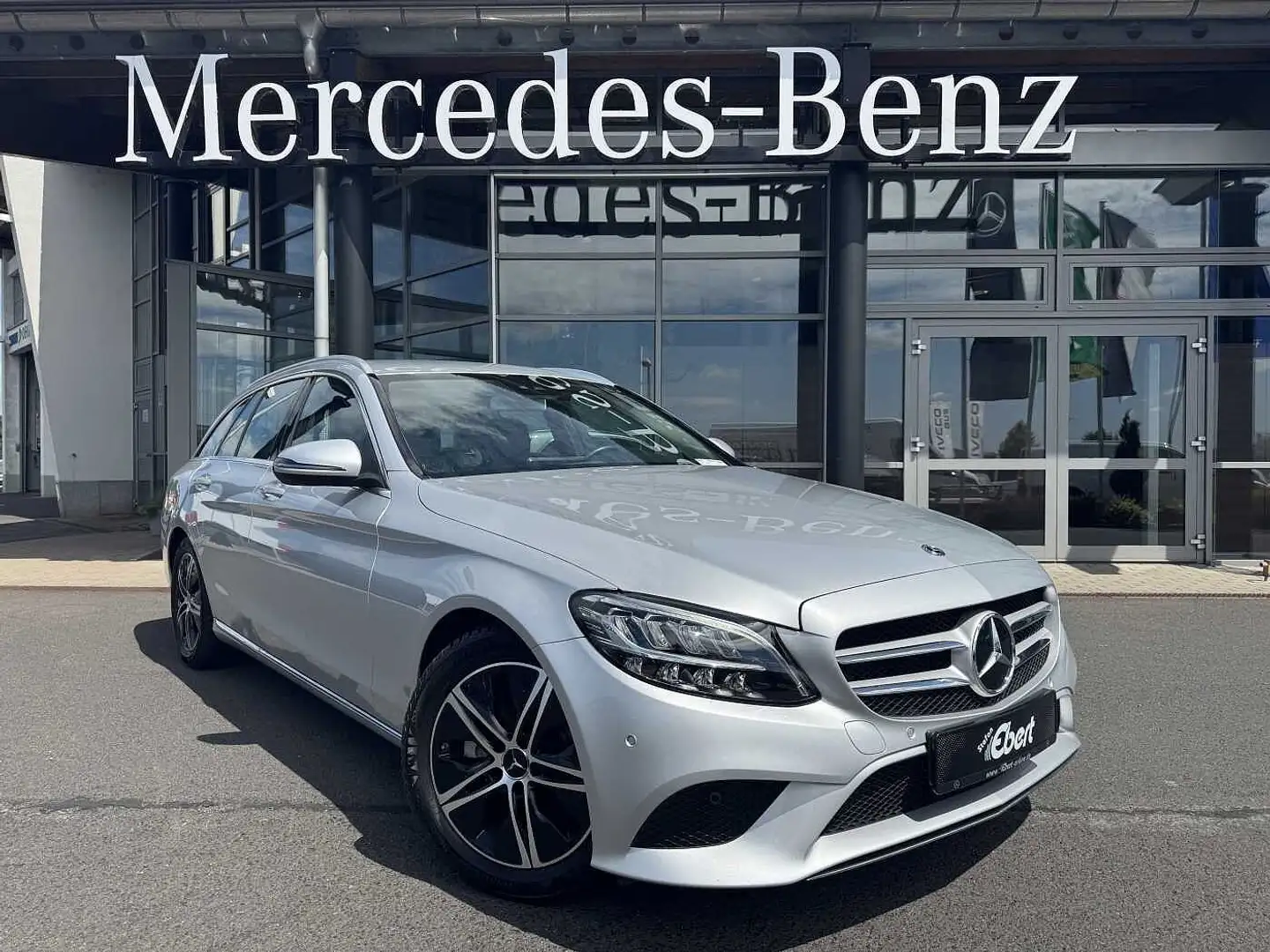 Mercedes-Benz C 220 d T Avantgarde+RKamera+LED+TotW+SpurH Silber - 1