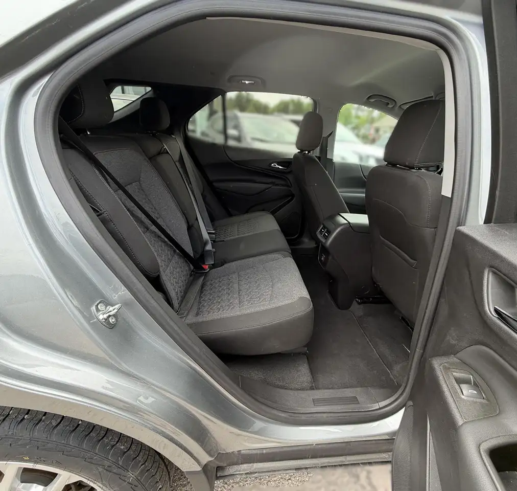 Chevrolet Equinox photo Chevrolet Equinox