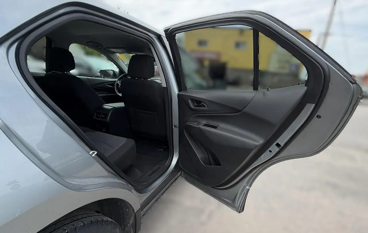 Chevrolet Equinox photo Chevrolet Equinox