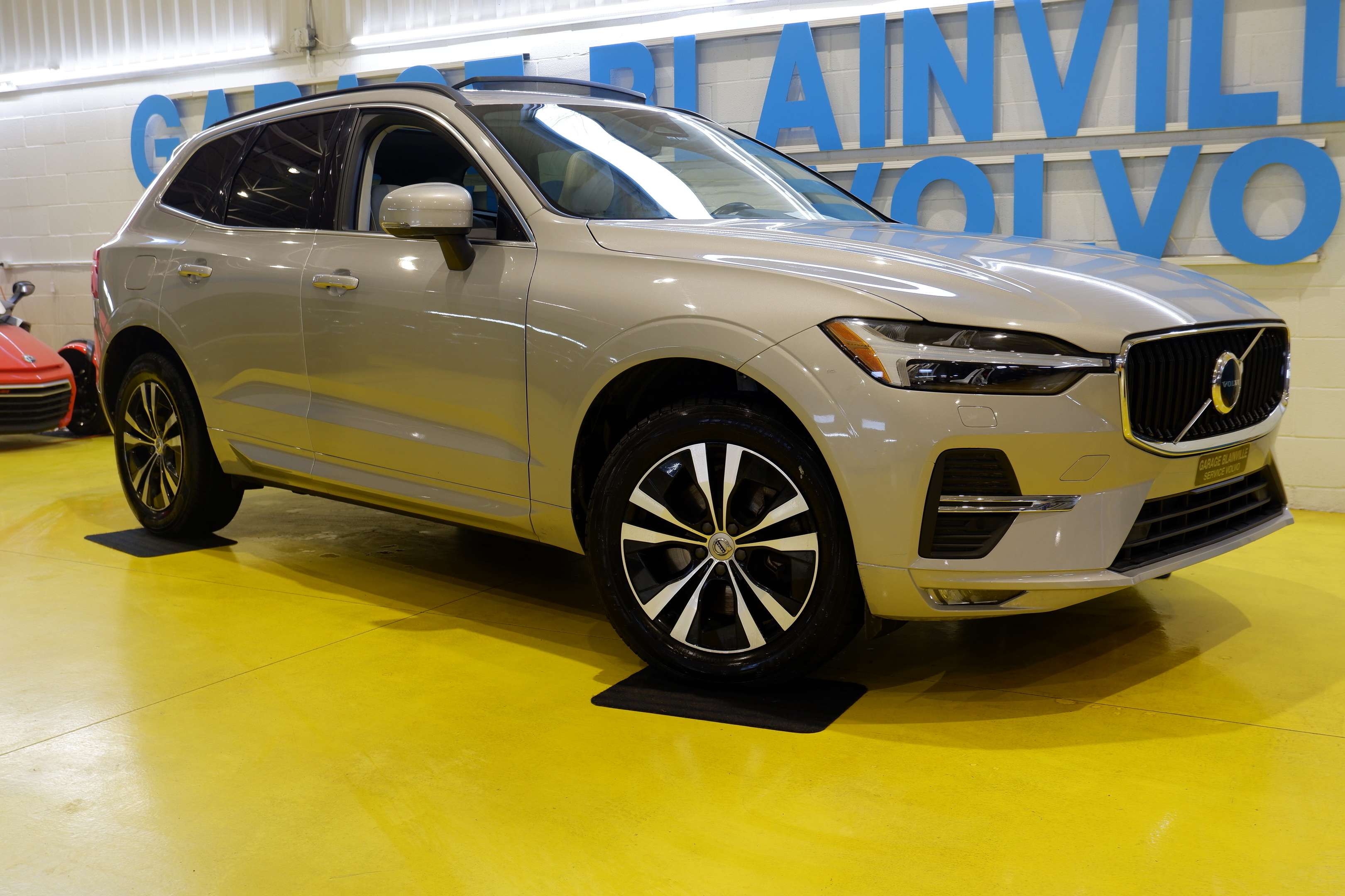 2022 Volvo XC60 B6 AWD ,MILD HYBRID, WINTER PACK ,, ET +