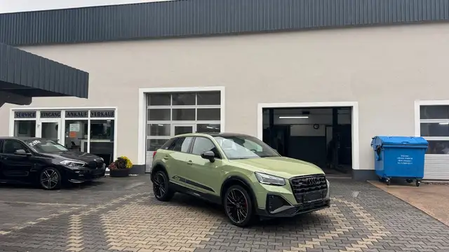 Audi Q2 35 TDI quattro Autom Navi Temp 19 Zoll B&O