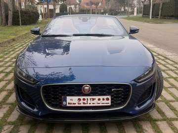 F-Type Cabriolet 2.0 i4 P300 R-Dynamic Black