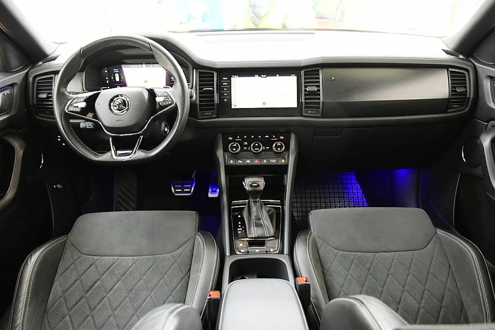 Skoda Kodiaq 2,0 TDI SCR Sportline DSG Noir - 2