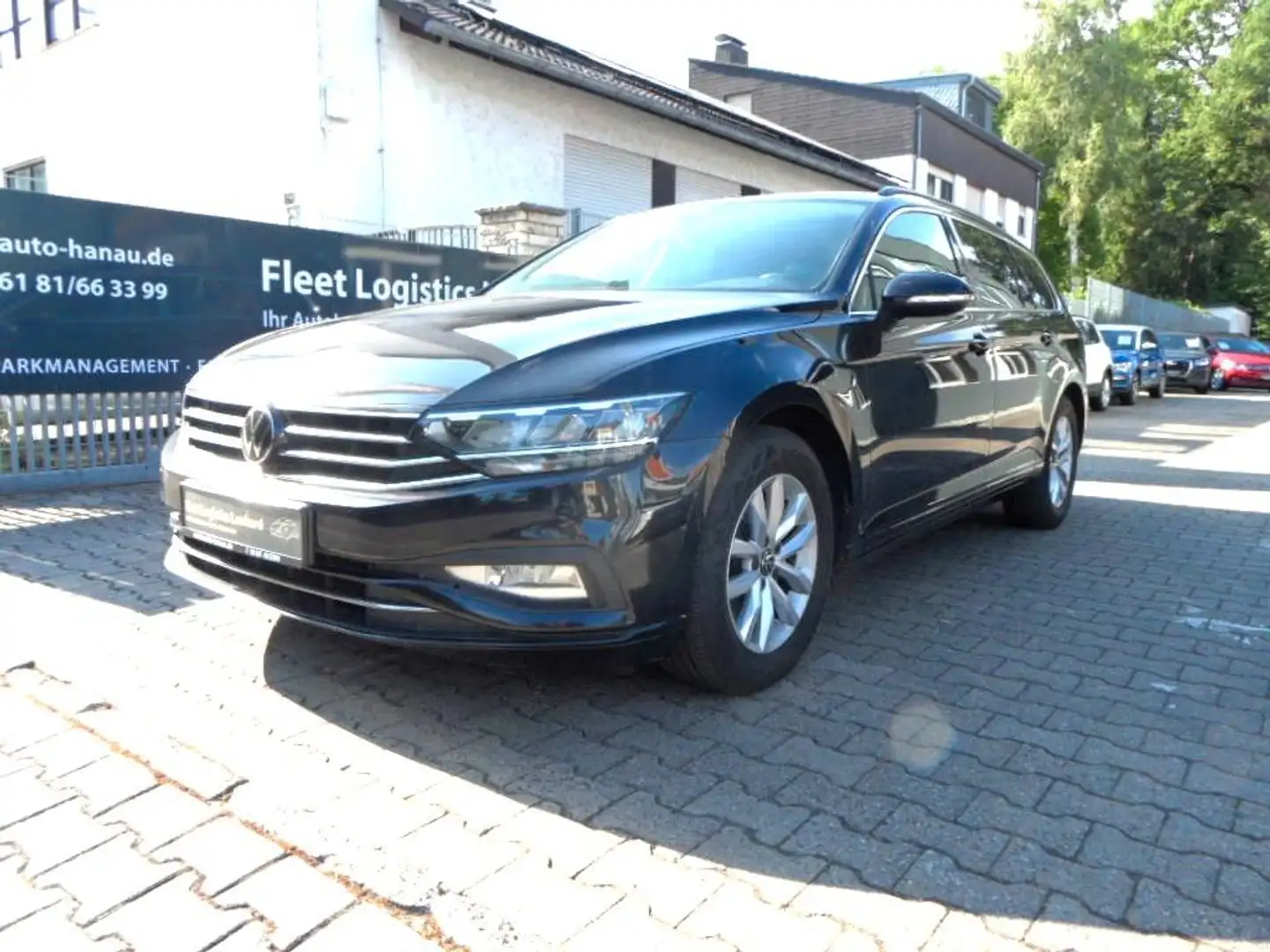 Volkswagen Passat Variant 2.0 TDI DSG Business Nav/AHK/Kam. Schwarz - 1