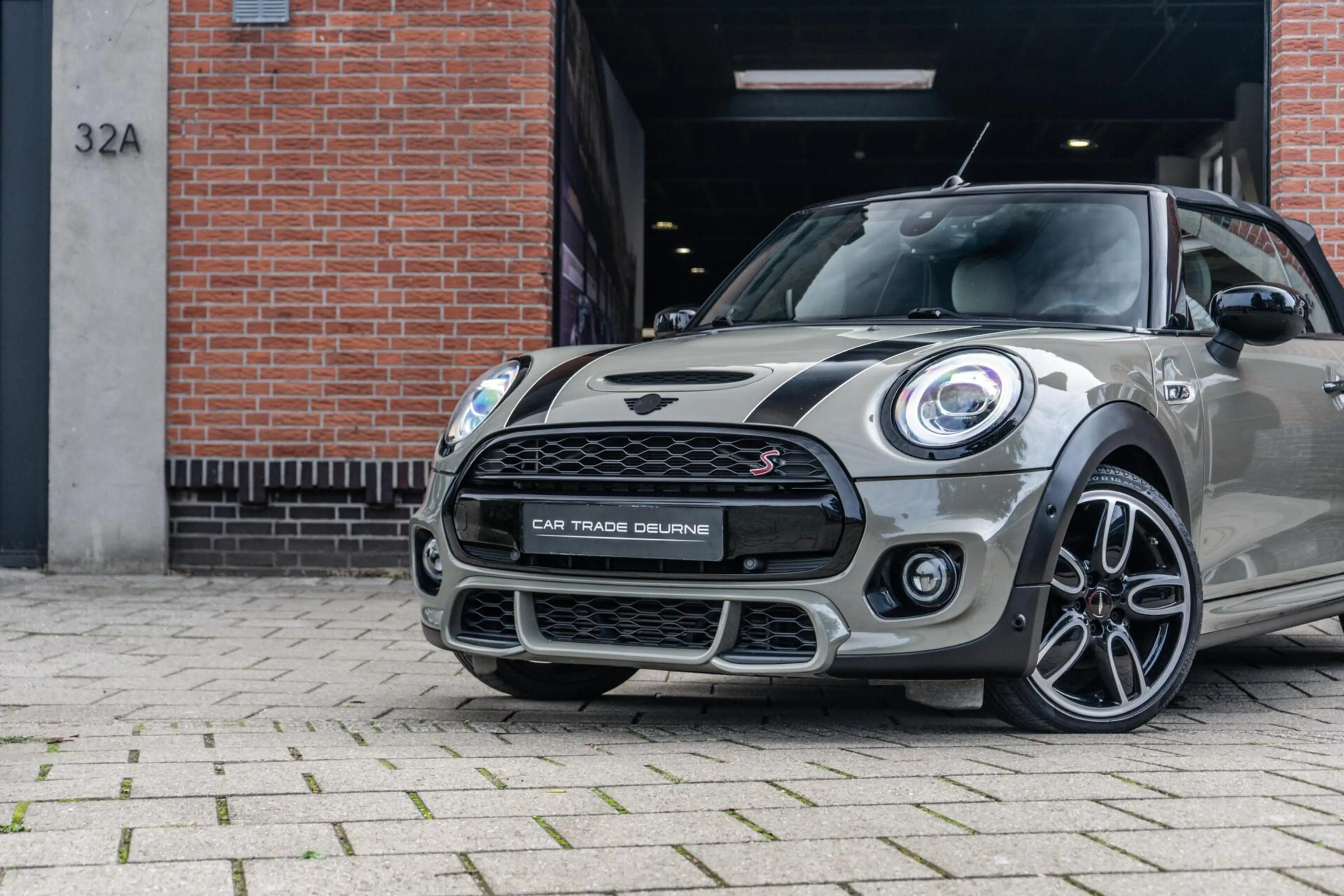 MINI John Cooper Works Cabrio 2.0 S JCW Camera / Keyless / Leder — photo 6