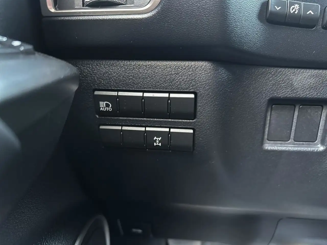 Lexus NX снимка Lexus NX