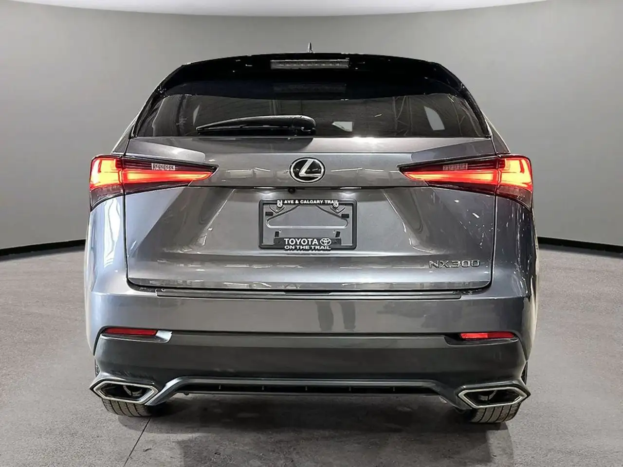 Lexus NX снимка Lexus NX