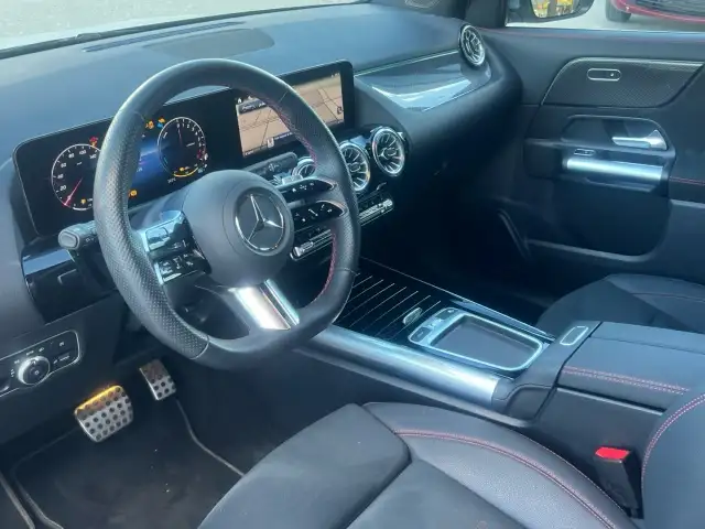Mercedes-Benz Gla view 6