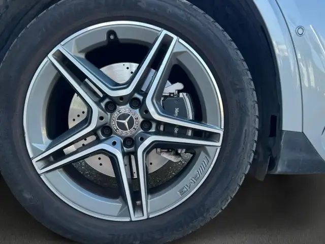 Mercedes-Benz Gla view 5