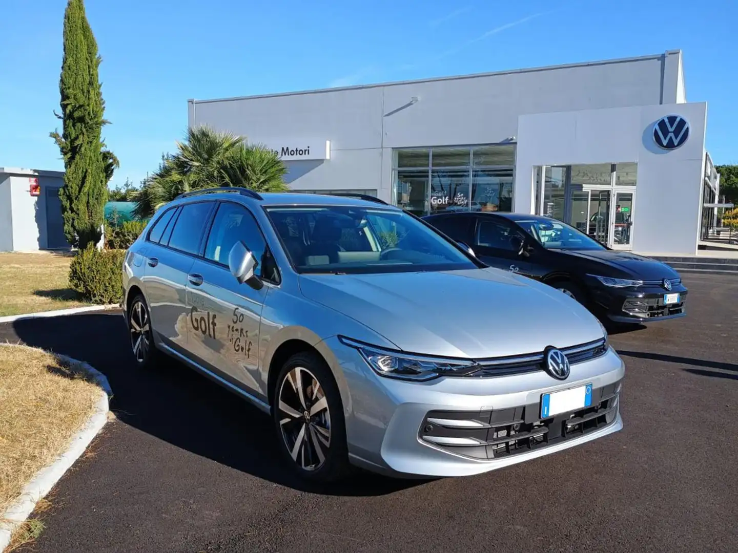 Volkswagen Golf Variant 2.0 TDI 150 CV DSG SCR Edition Plus Argento - 1