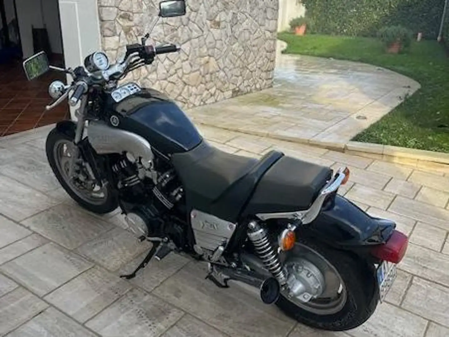 Yamaha Vmax 1200 100cv Negru - 2
