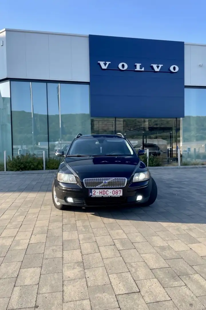 Volvo V50 2.4i 20v Momentum Geartronic - 2