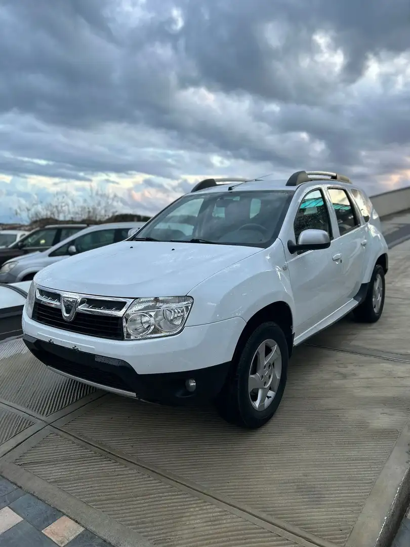 Dacia Duster 1.5 dCi Wit - 1