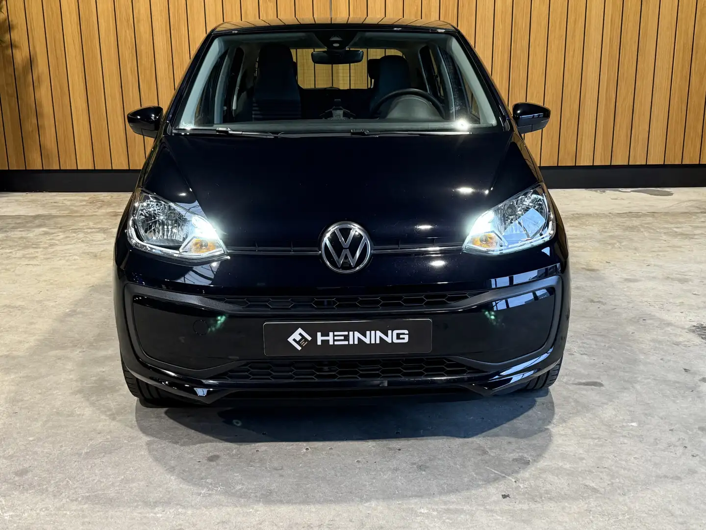Volkswagen up! 1.0 Move Up. DAB+.Bleutooth. Airco. 5 Drs. NAP. Noir - 2