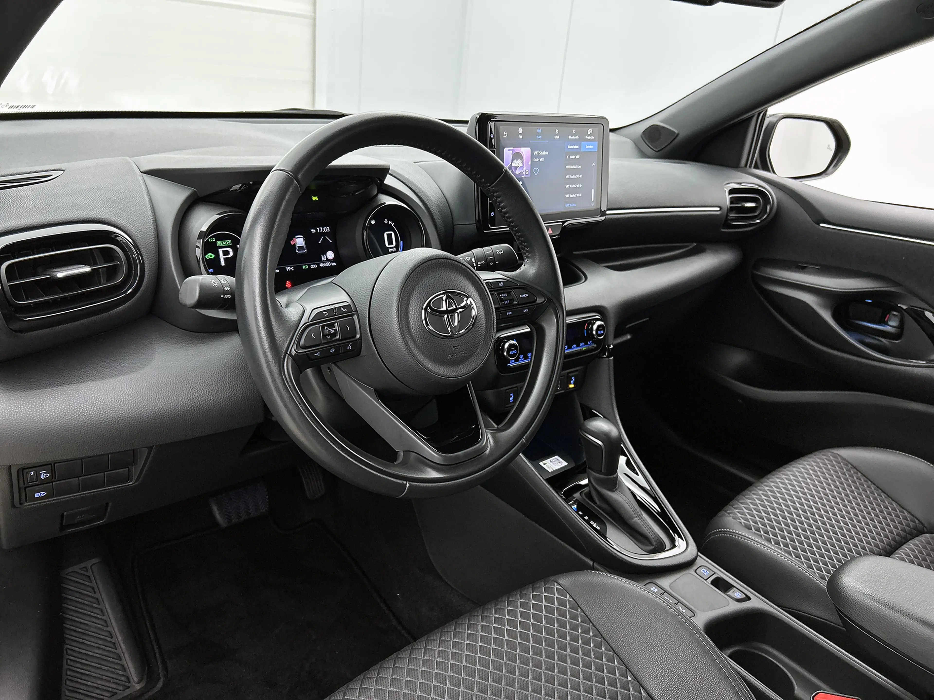 Toyota Yaris 1.5 Hybrid Executive | Parkeersensoren | Sportstoe — photo 7