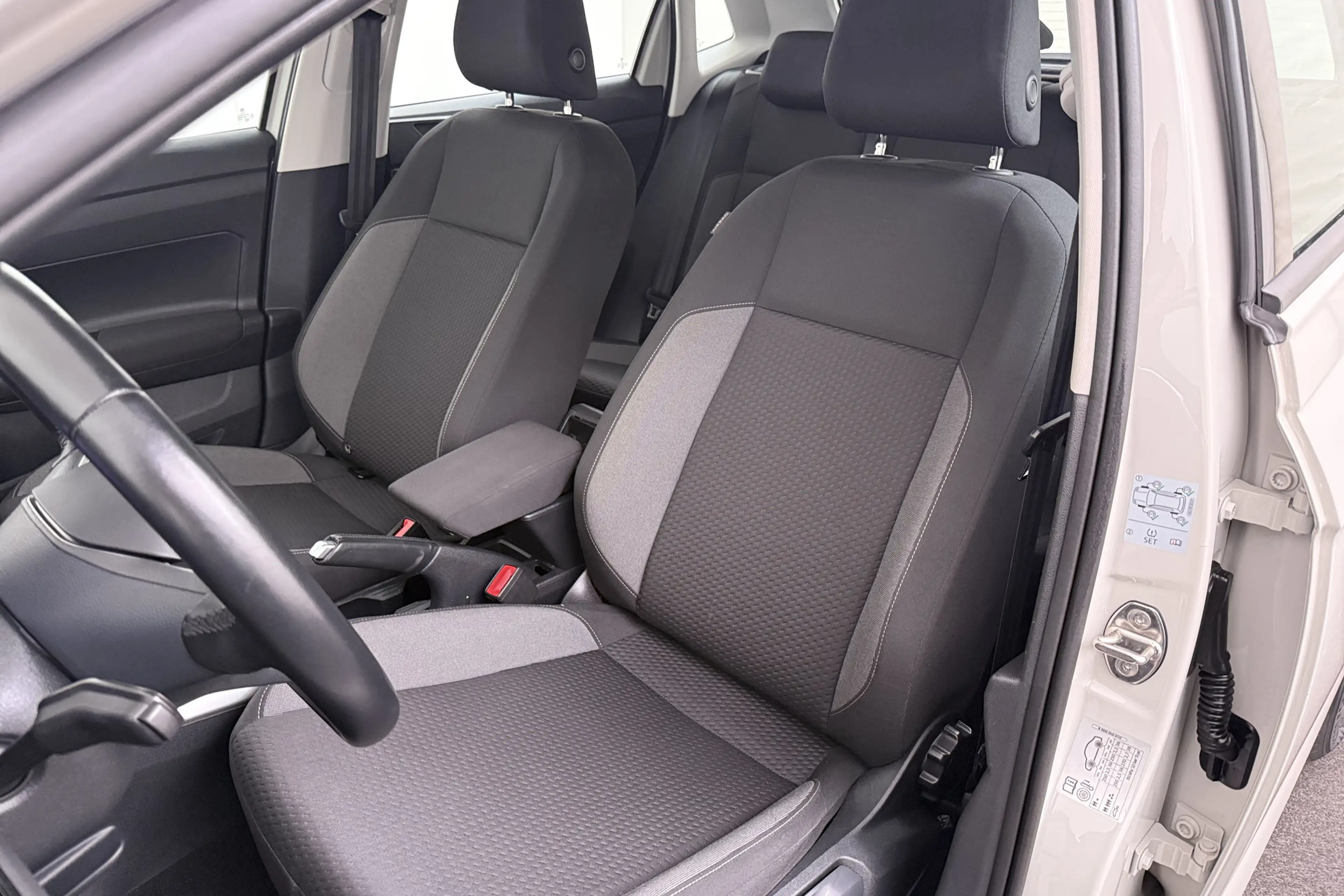 Volkswagen Polo 1.0 96 PK TSI Business NW-Model Camera Carplay DAB — photo 10