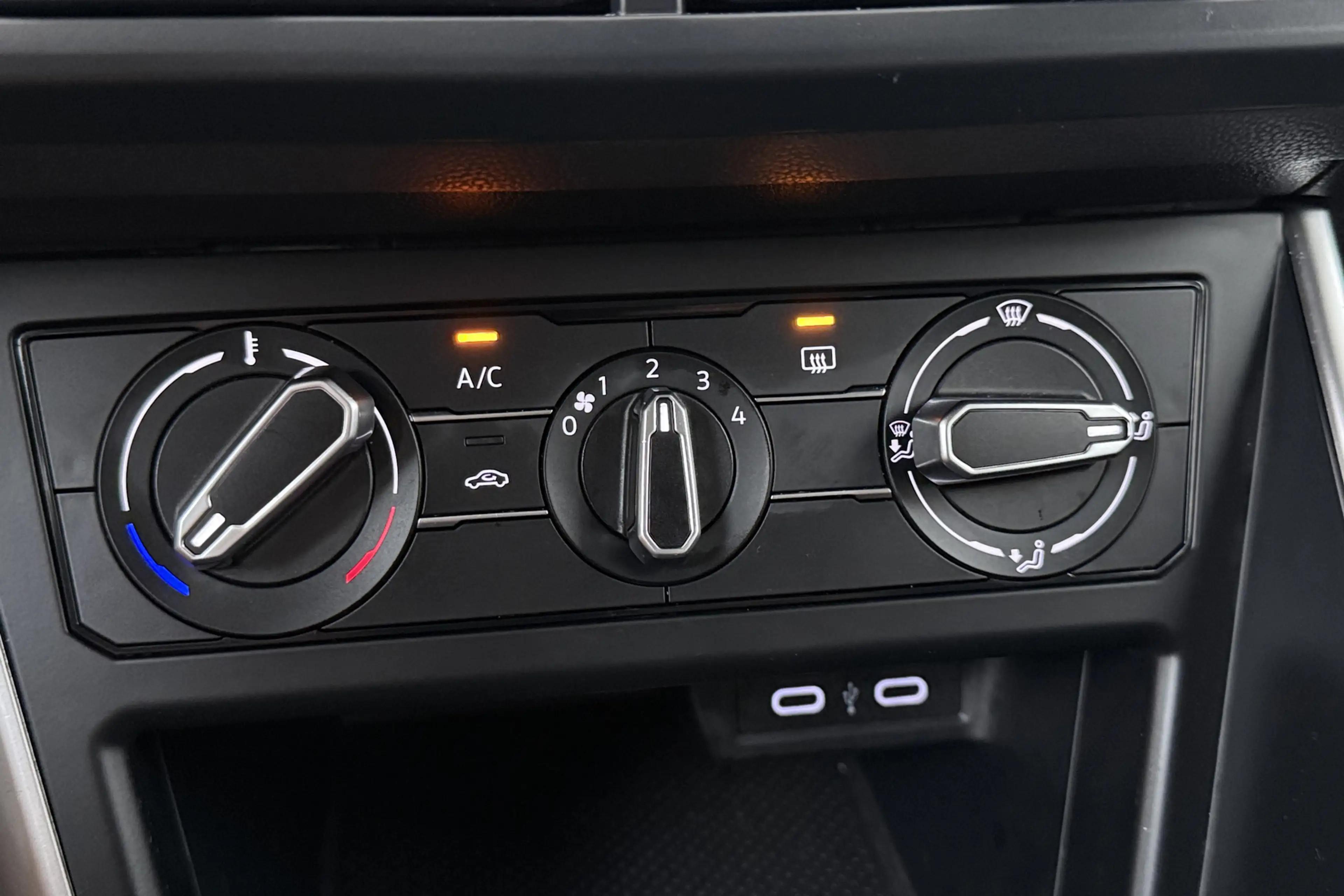 Volkswagen Polo 1.0 96 PK TSI Business NW-Model Camera Carplay DAB — photo 24
