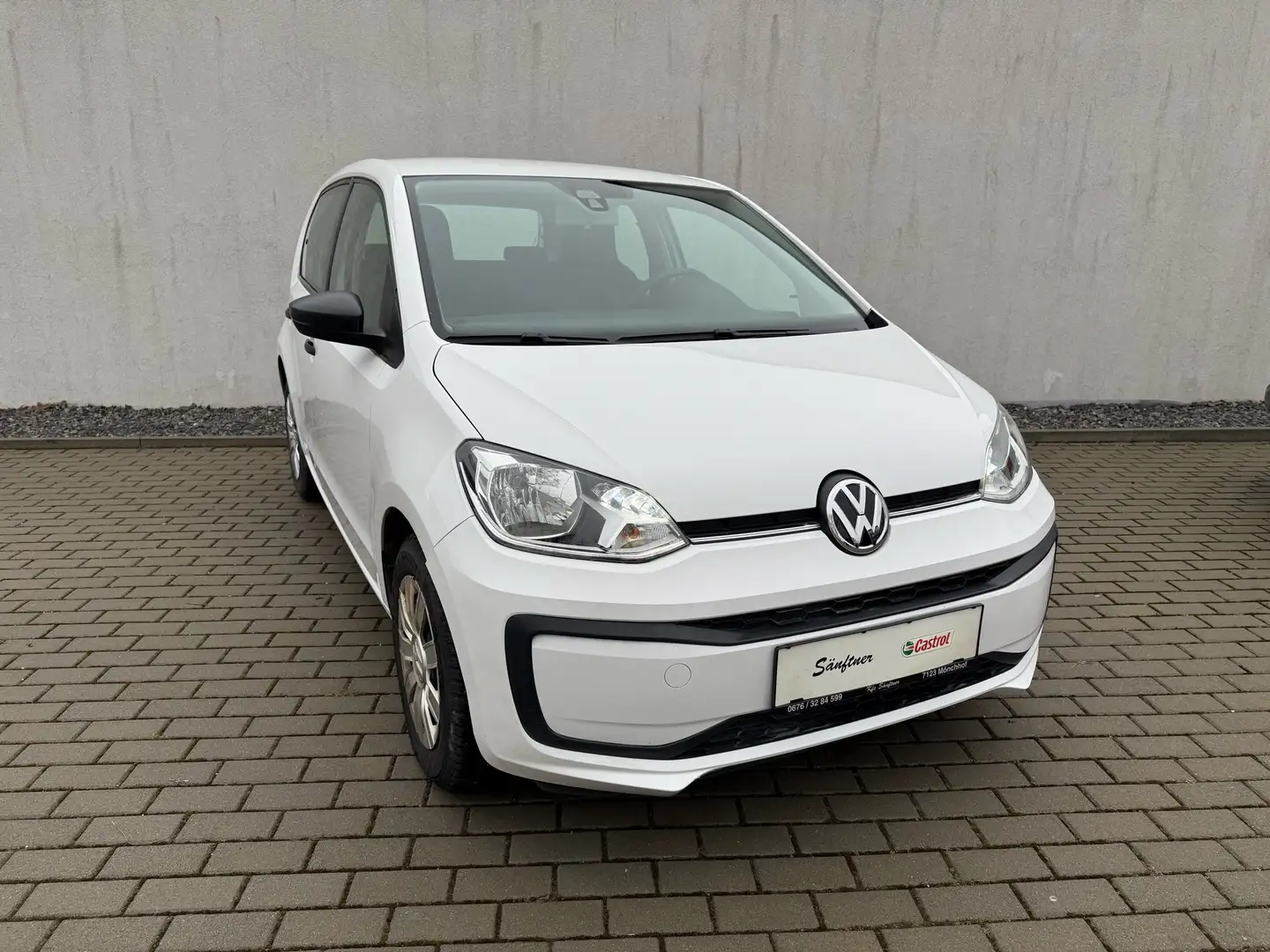 Volkswagen up! Up 1,0 Trendline Weiß - 1