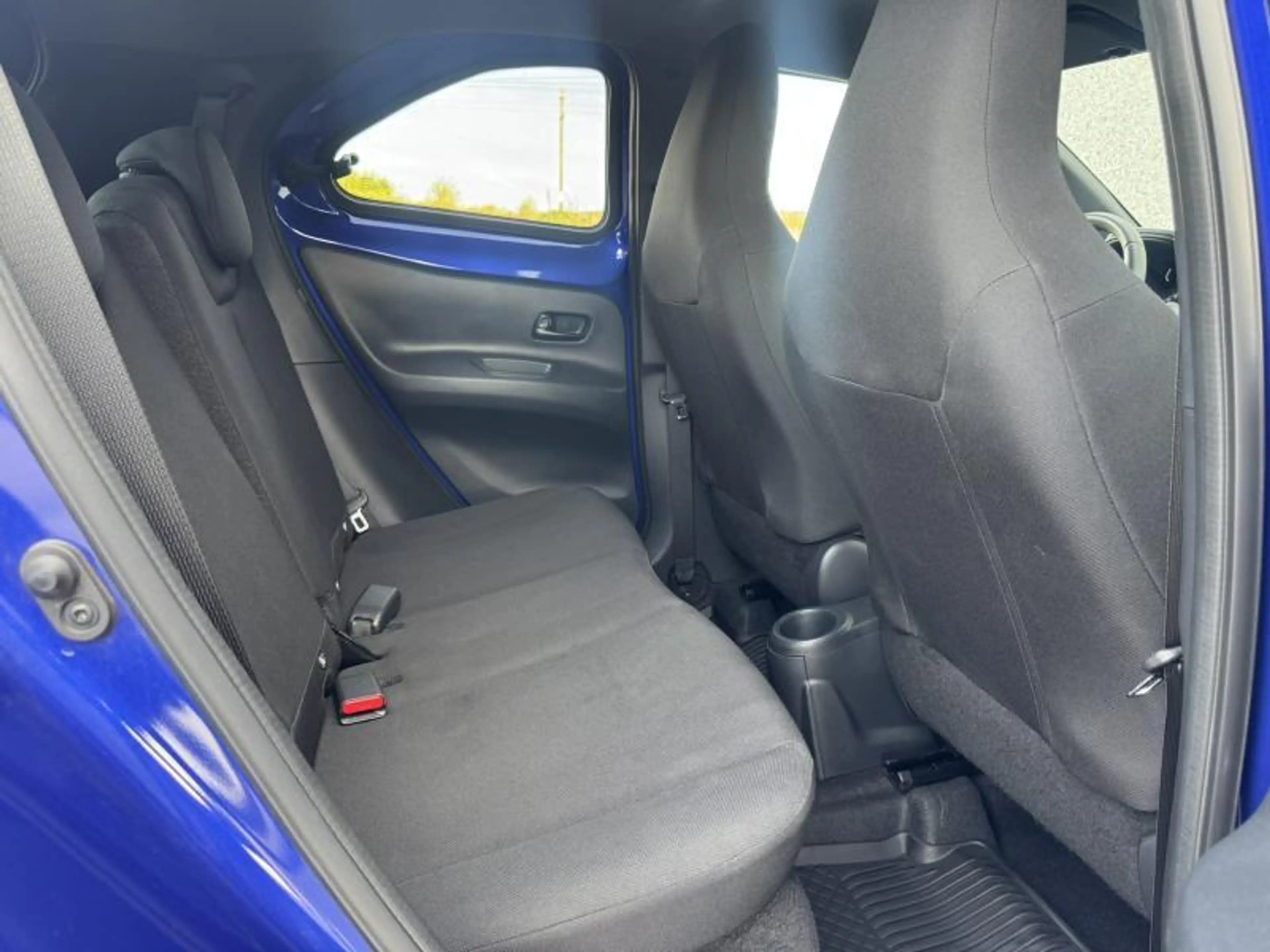 Toyota Aygo X 1.0 Essence MT pulse de direction ! — photo 11