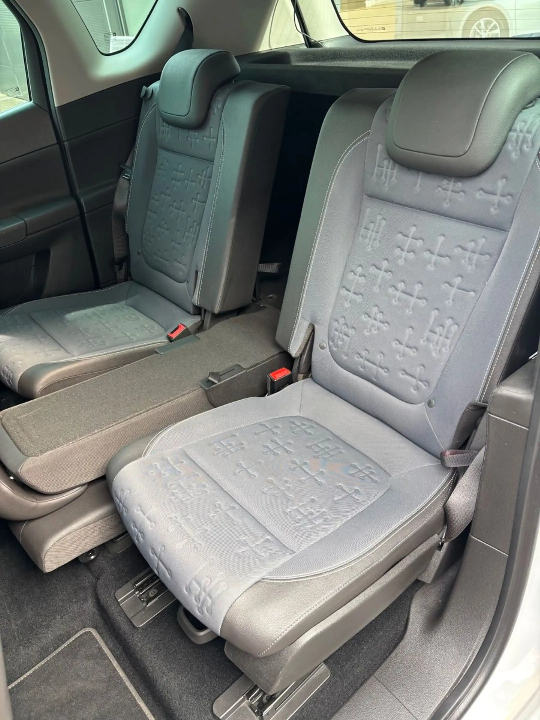 Opel Meriva B Innovation — photo 8