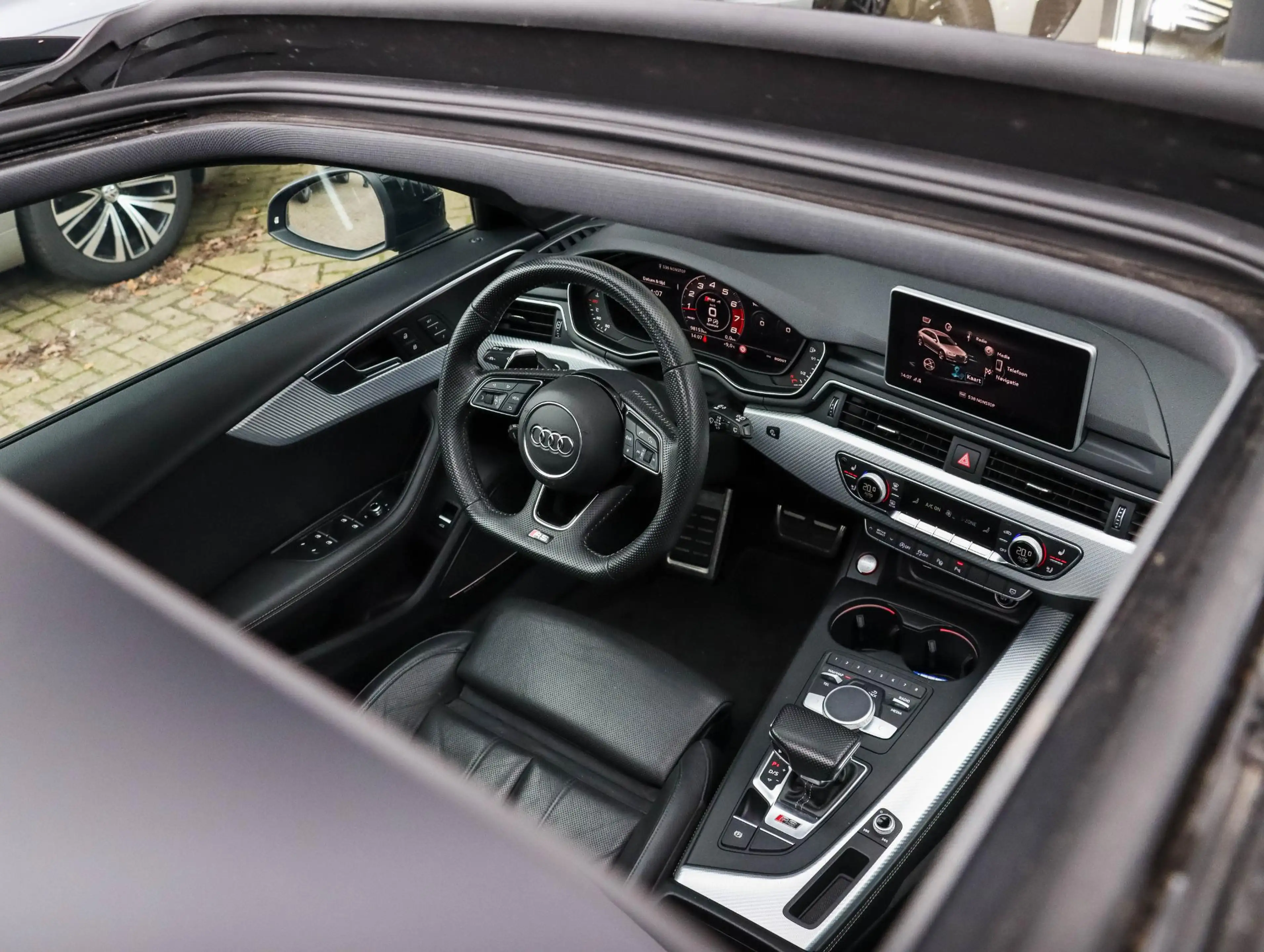 Audi RS4 A4 Avant 2.9 TFSI quattro — photo 2