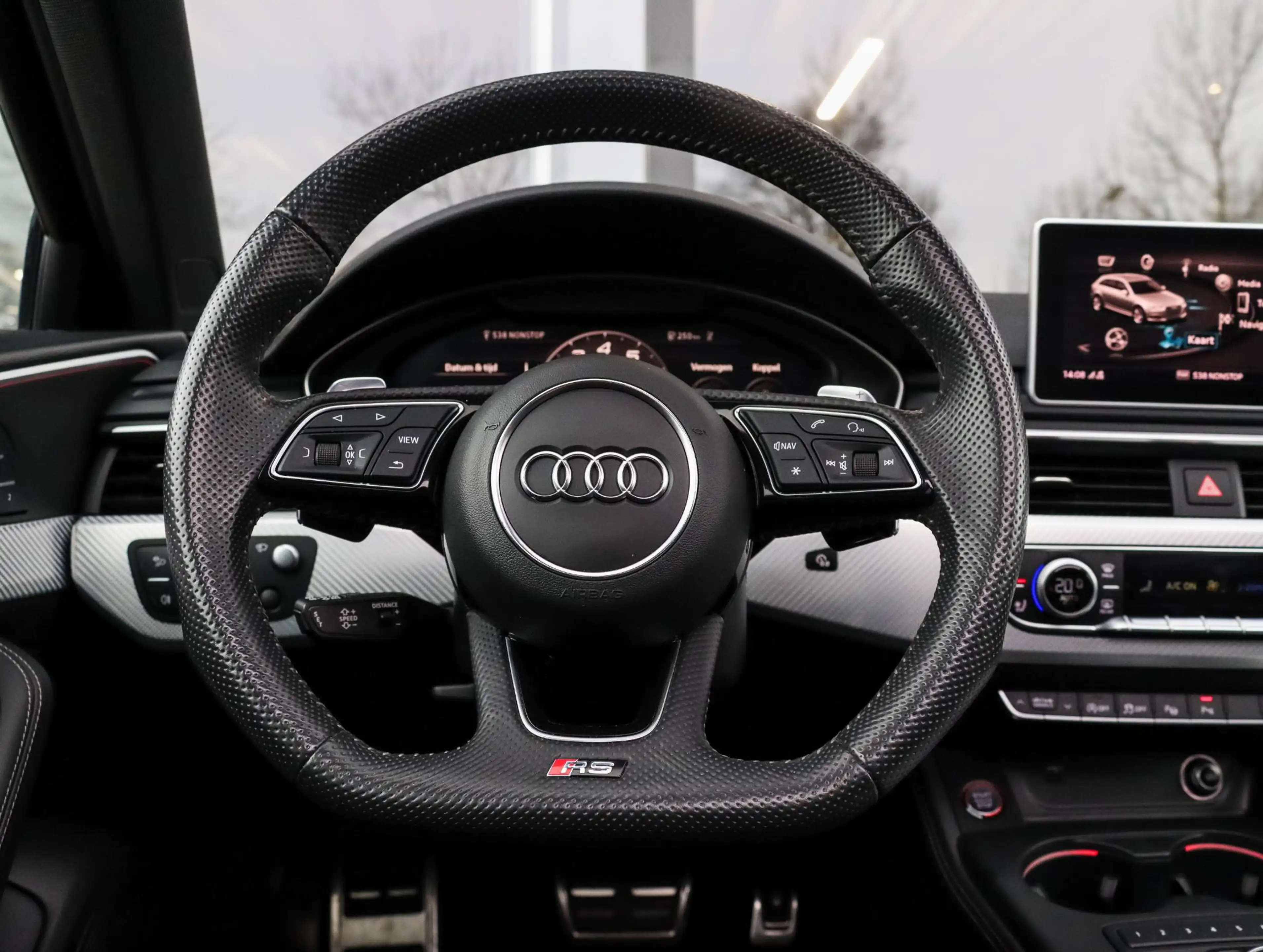 Audi RS4 A4 Avant 2.9 TFSI quattro — photo 39