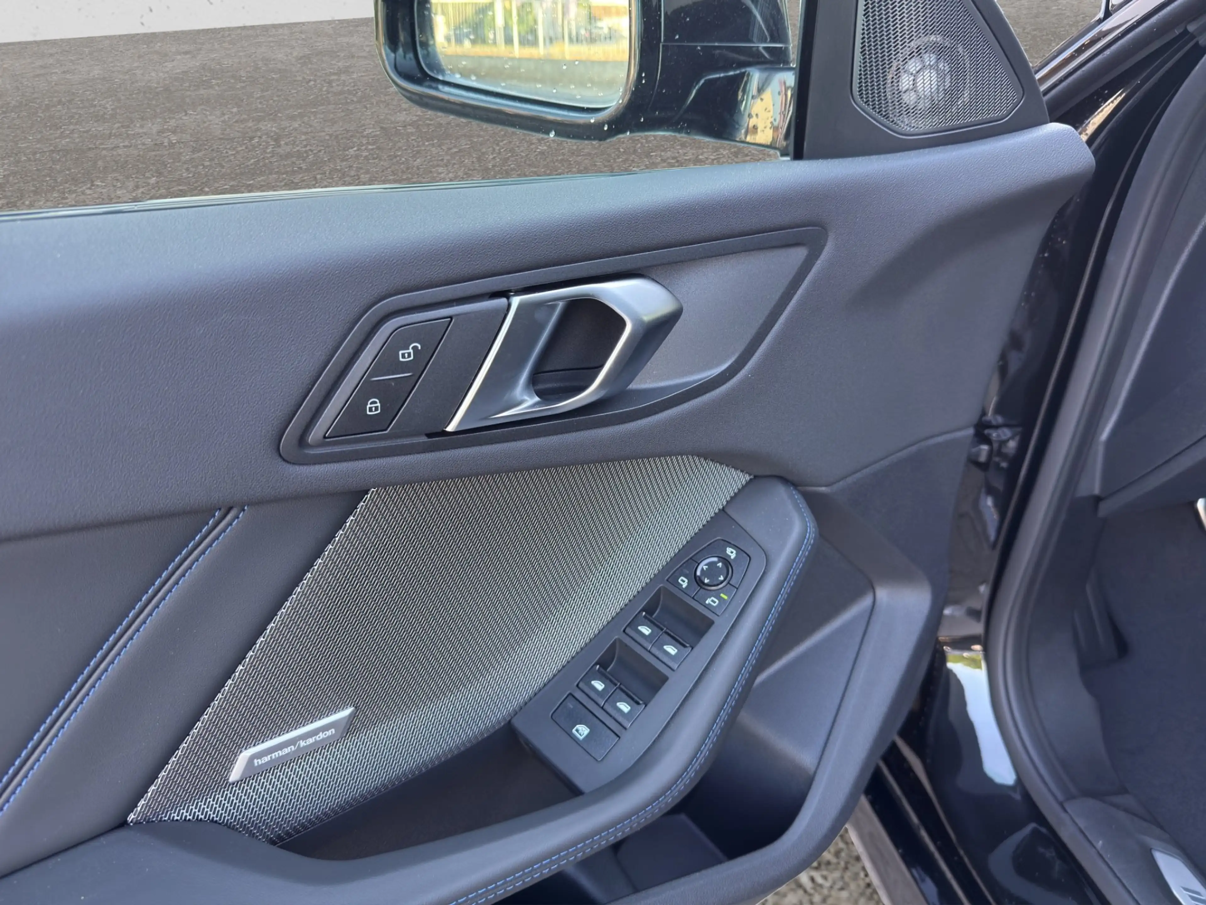 BMW 220 i — photo 9