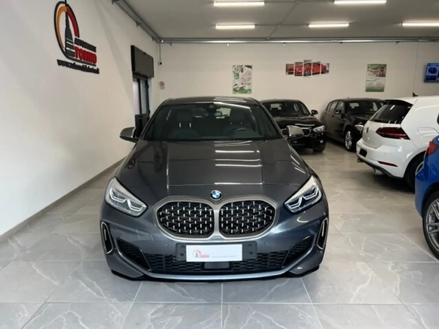 BMW 135 M 135i xDrive Gris - 2