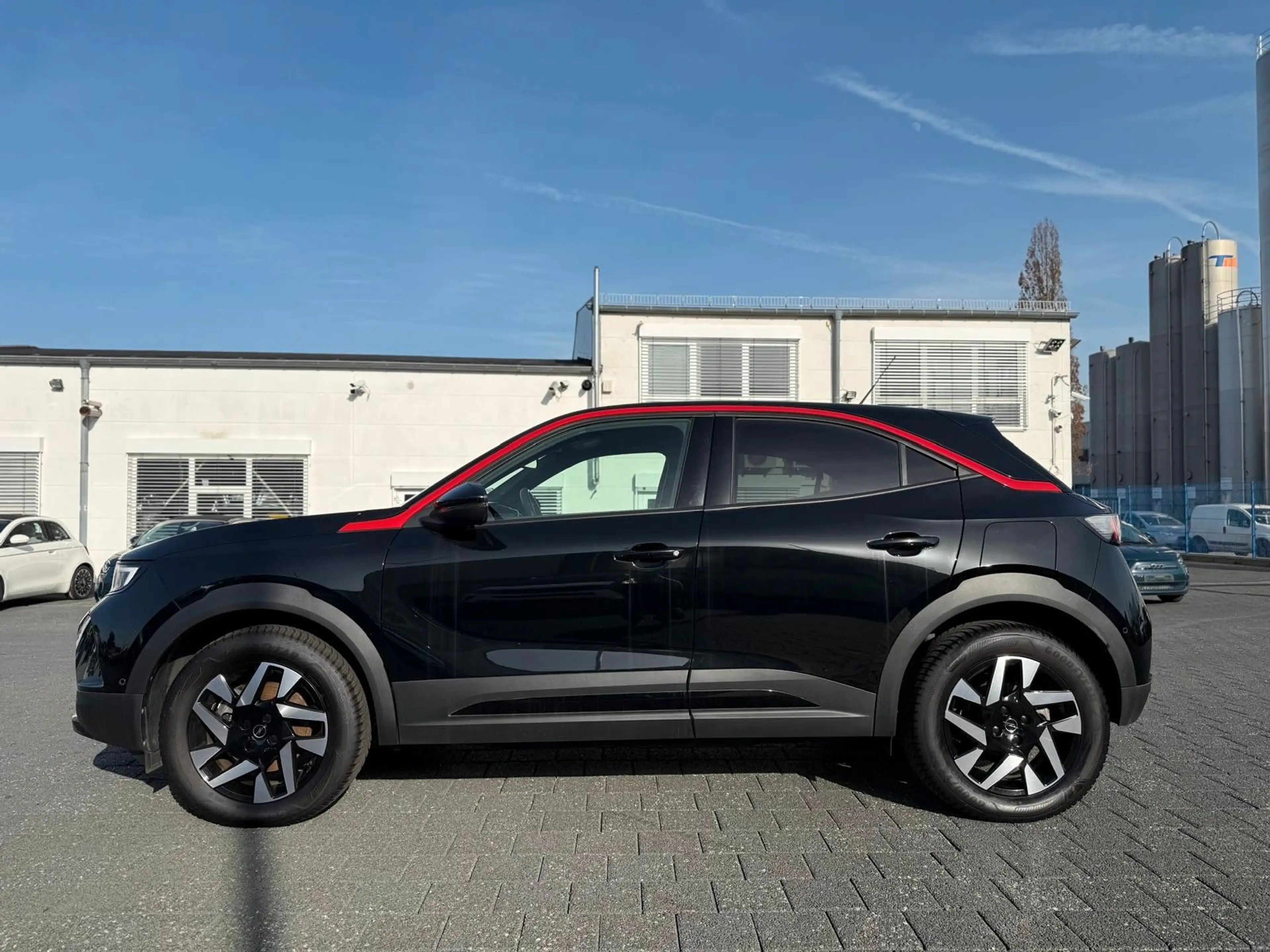 Opel Mokka-E GS-Line — photo 10