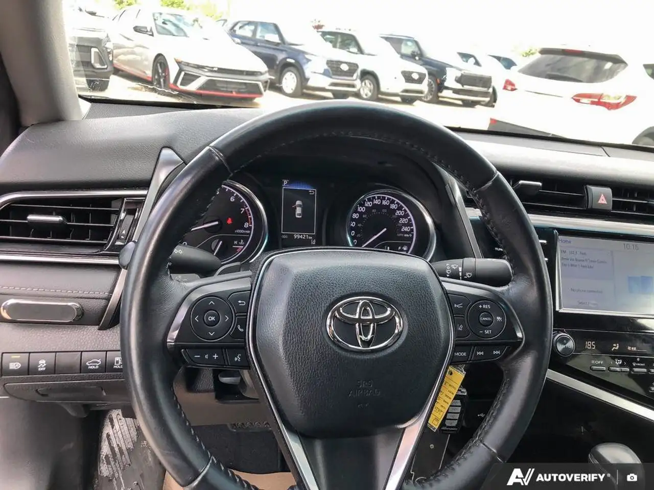 Toyota Camry снимка Toyota Camry